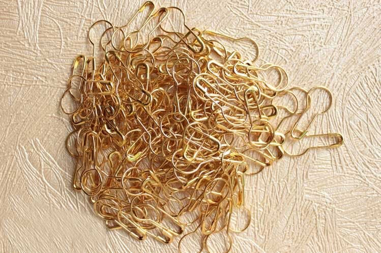 Coil less Hijab Safety pins Golden