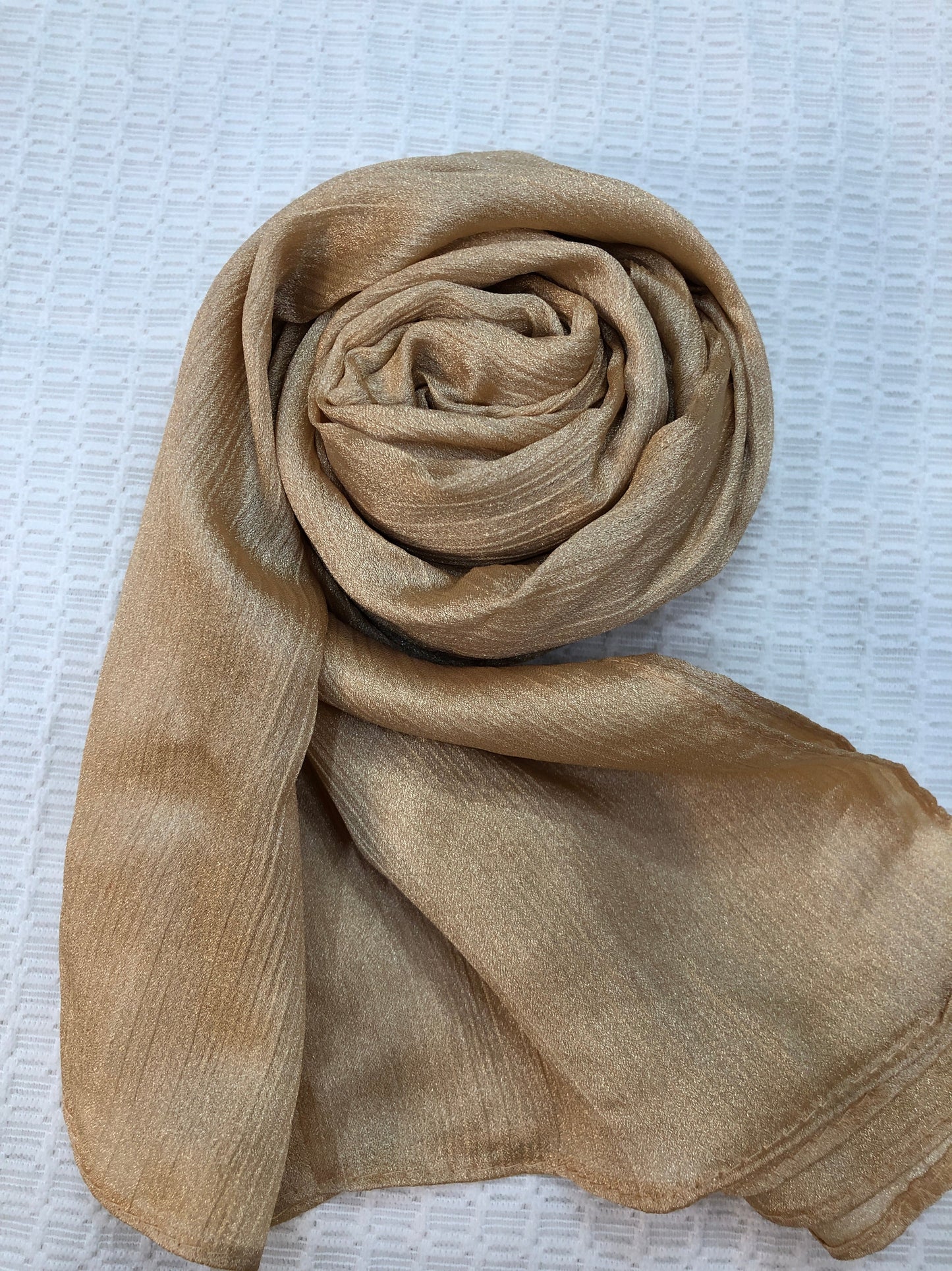 Crinkle Shiffon Hijab- Gold